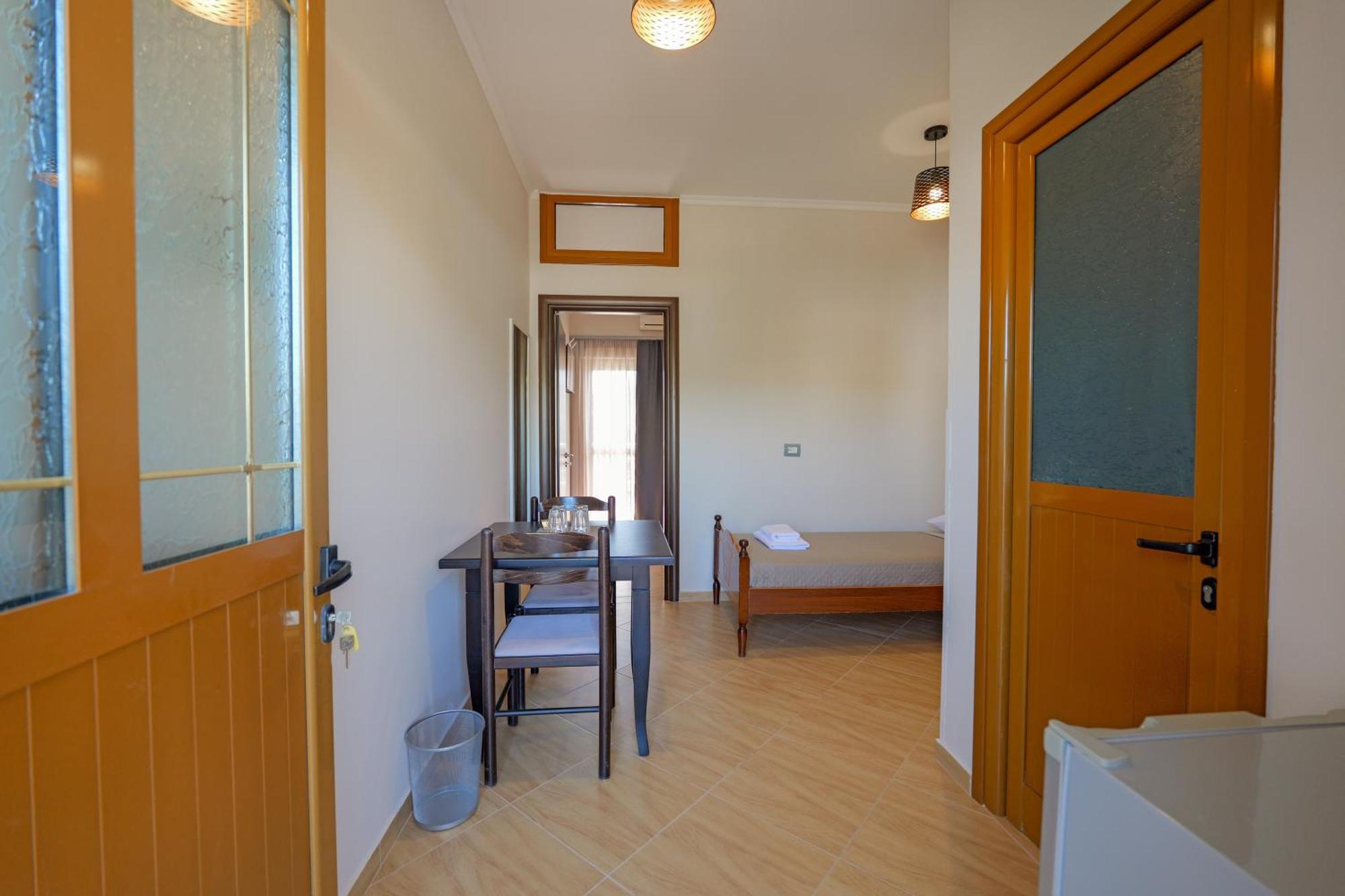 Hotel Deja Vu Ksamil Ruang foto