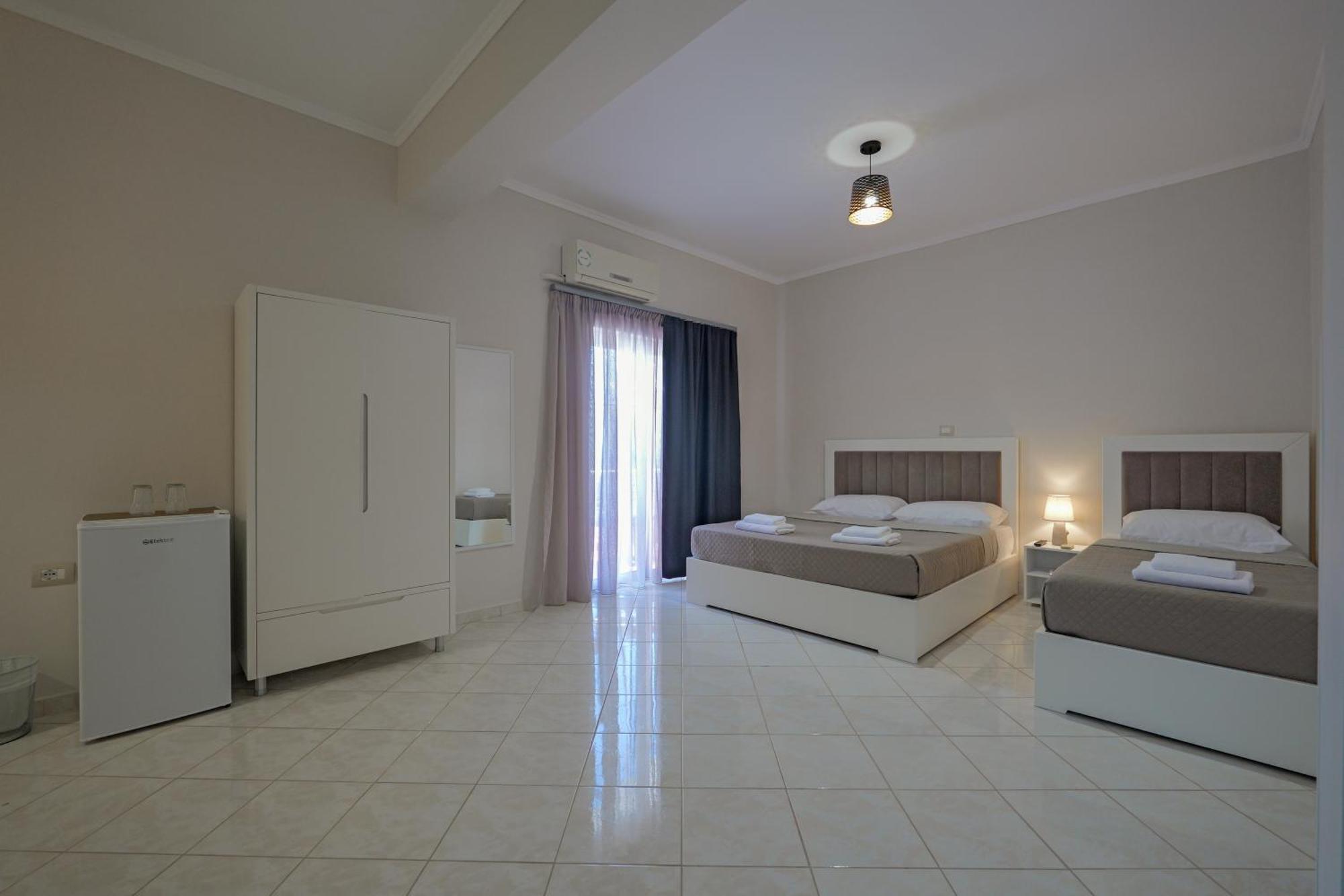 Hotel Deja Vu Ksamil Ruang foto